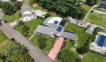4 E Curran Dr, Absecon, NJ 08201