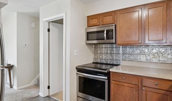 339 S Madison St, Adrian, MI 49221