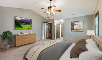 4 Almenara Ln, Hot Springs Village, AR 71909