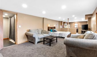 193 Fairway Dr, Akron, OH 44333