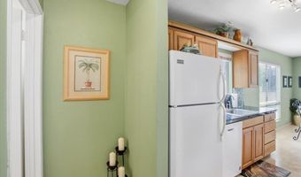 480 Kenolio Rd H, Kihei, HI 96753