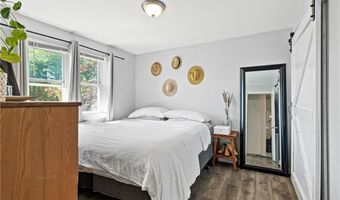 70 Carroll Ave 303, Newport, RI 02840