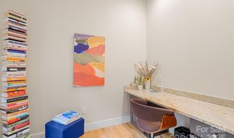 14 Starling Pass, Asheville, NC 28804