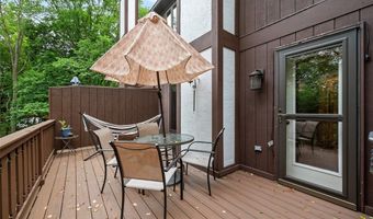 206 Little Hollow Dr, Aleppo, PA 15143
