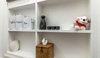 4029 BENTON St NW #201, Washington, DC 20007