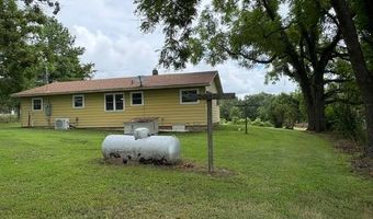 925 Peace Valley Rd, Ash Flat, AR 72513
