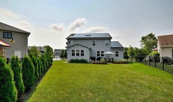 1128 Kingsmill Dr, Algonquin, IL 60102