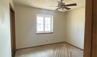 22764 Powhatan Rd, Apple Valley, CA 92308