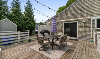 50 Clipper Way, Bristol, RI 02809