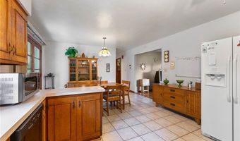 236 Charlestown Pl, Austintown, OH 44515