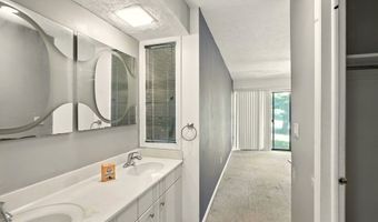 615 Glen Eden Ct, Aurora, OH 44202