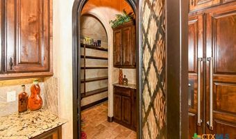 464 Paradise Hls, New Braunfels, TX 78132