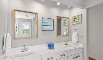 190 Vaughn Hill Rd, Bolton, MA 01740