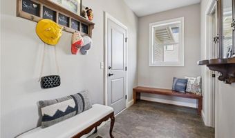 4212 Parkview Ln, Anoka, MN 55303