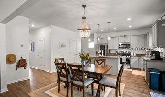 25 Chinquapin St, Beaufort, SC 29906