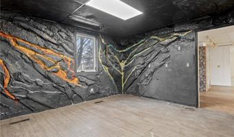 2020 Fillmore St, Alexandria, MN 56308