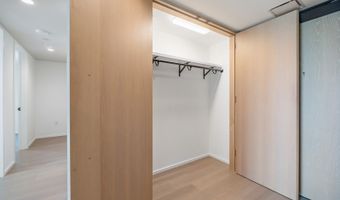 1000 Auahi St 2904, Honolulu, HI 96814