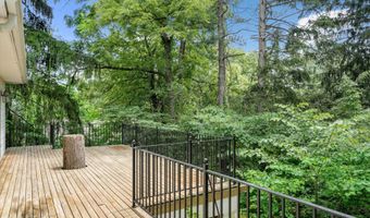 340 Orchard Hills Dr, Ann Arbor, MI 48104