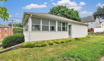 124 N Cliff St, Ansonia, CT 06401