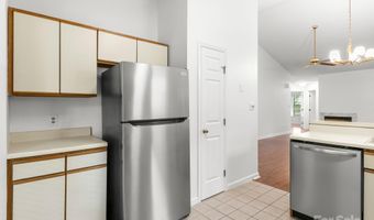 111 Cimarron Dr, Asheville, NC 28803