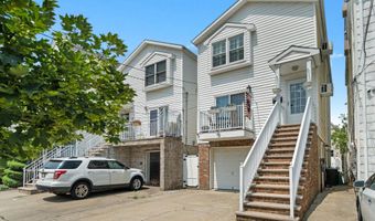 27 E 34TH St, Bayonne, NJ 07002