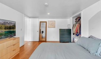 385 Essex St, Bangor, ME 04401
