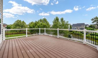 41833 WALDEN KNOLL Ct, Aldie, VA 20105
