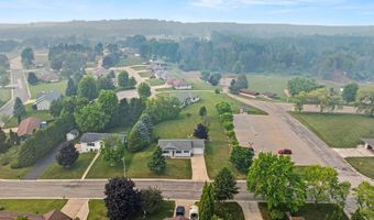 405 W GREENFIELD Ave, Algoma, WI 54201