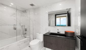 19955 NE 38th Ct 1205, Aventura, FL 33180