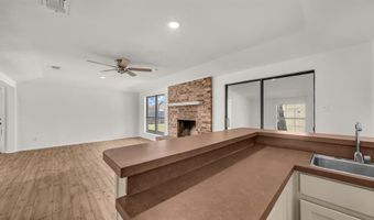 121 Meadow Ln, Aledo, TX 76008