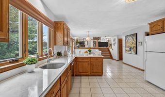 2 Stouffer Cir, Andover, MA 01810