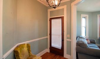 162 N Monroe St, Alderson, WV 24910