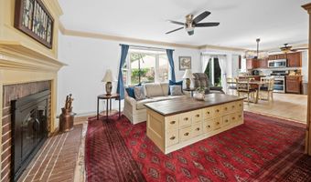 28 STATEN Dr, Hockessin, DE 19707