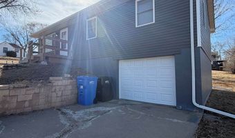750 Main St, Akron, IA 51001