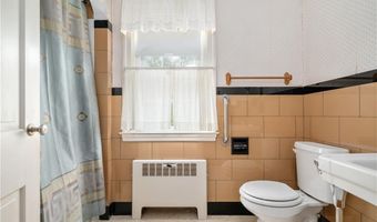 3225 Diamond Hill Rd, Cumberland, RI 02864
