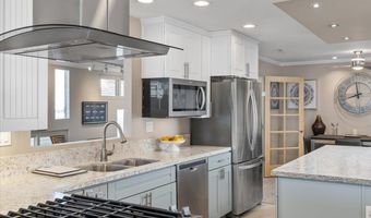 7232 Santa Barbara 318, Carlsbad, CA 92011