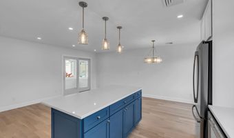 327 Sylvania Ave, Avon By The Sea, NJ 07717