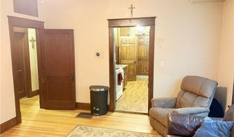 905 Parallel St, Atchison, KS 66002