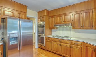 5 STUART Dr, Dover, DE 19901