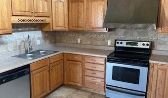 706 W Cherry Ln, Carlsbad, NM 88220
