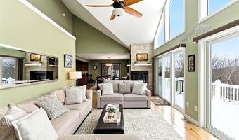87 Glade Cir, Campton, NH 03223