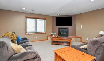 2273 Antler Rdg, Asbury, IA 52002