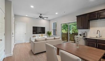 13 Carrick Dr, Bella Vista, AR 72715