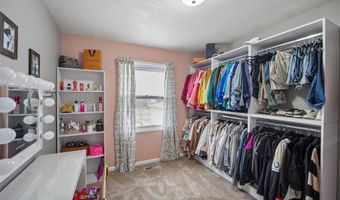 520 22nd Ave SW, Altoona, IA 50009