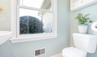 35 Rosenbrook Dr, Bayonne, NJ 07035