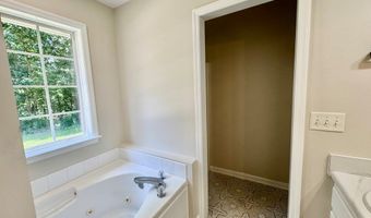 124 Rivervale Dr, Bainbridge, GA 39817