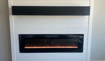 1159 OAKRIDGE N 107, Centerville, UT 84014