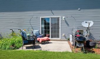 237 Copeland Ln, North Liberty, IA 52317