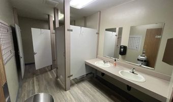 916 FELD St, Algoma, WI 54201