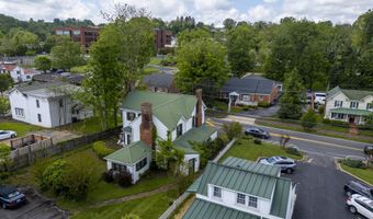 210 NE Valley St, Abingdon, VA 24210